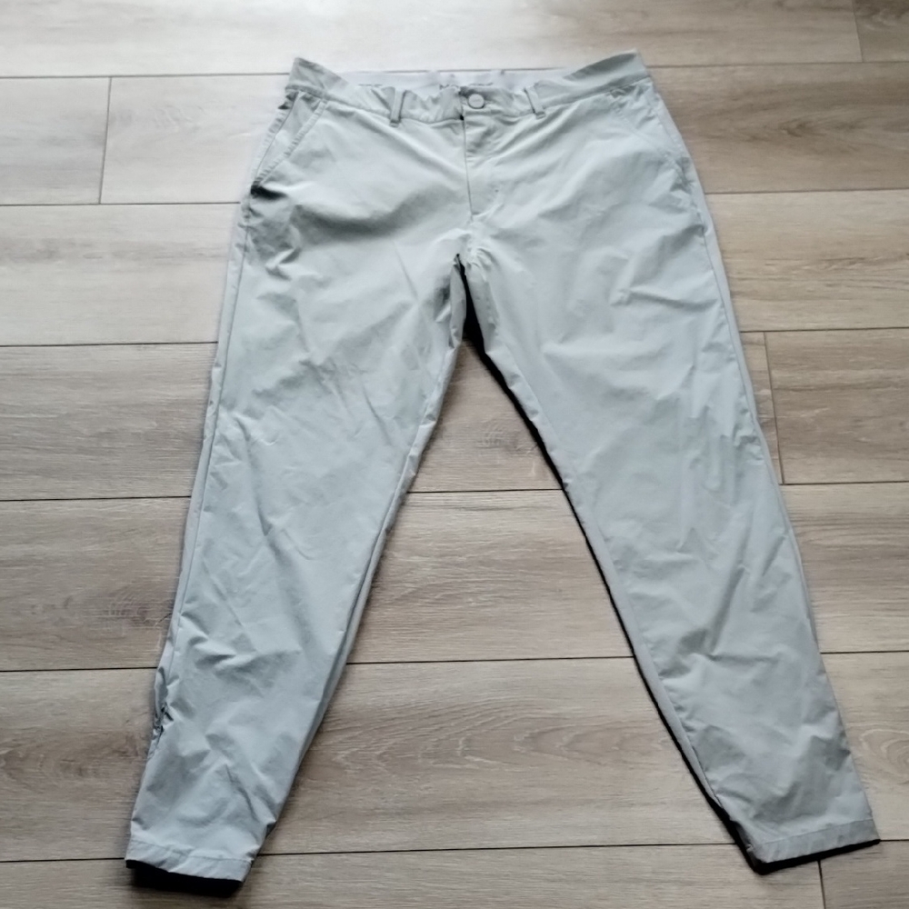 Macade Golf Men's Light Grey Slim Fit 34 Regular Pants